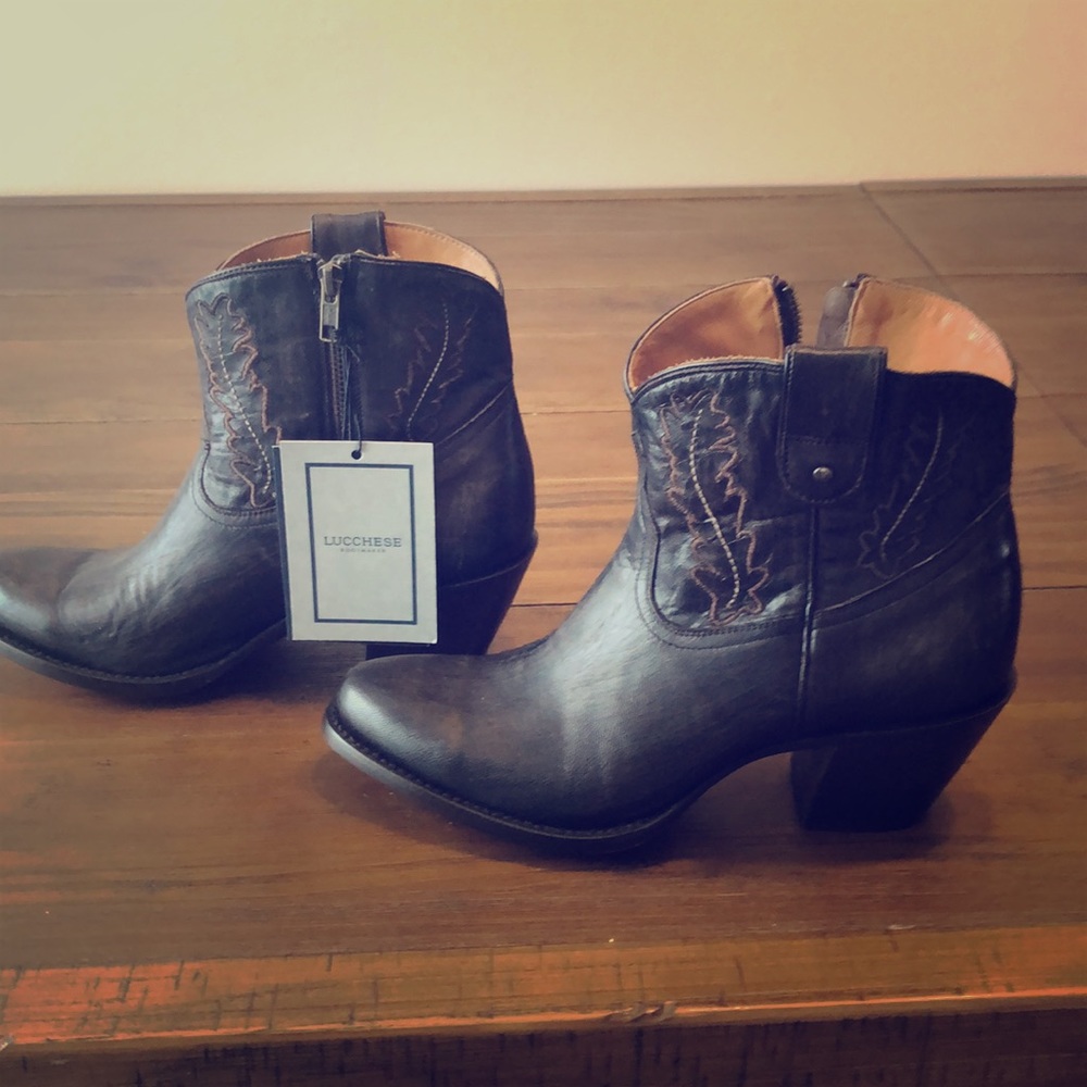 Lucchese Wing Tobacco boots